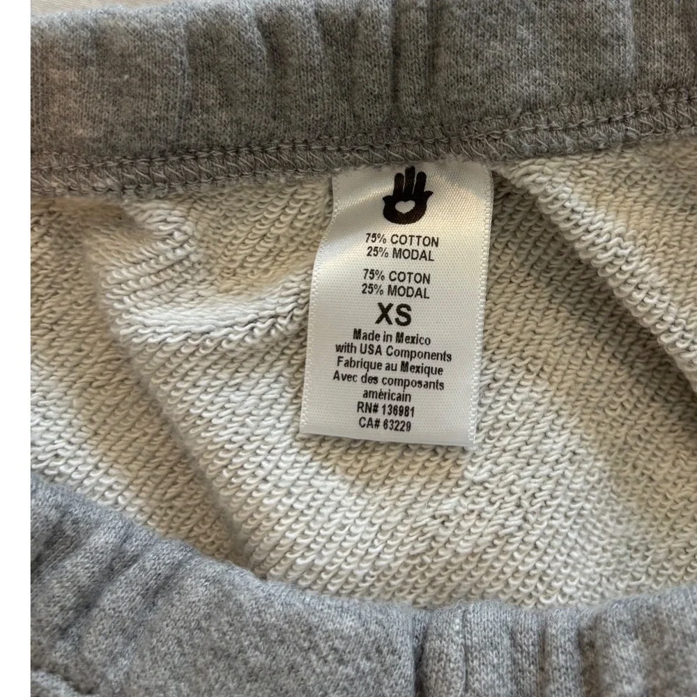 Spiritual Gangster Womens Gray Rainbow Stripe French Terry Shorts XS Raw Hem - Picture 4 of 7